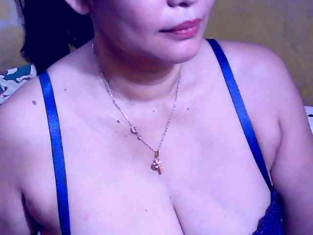 SweetMonlight webcam