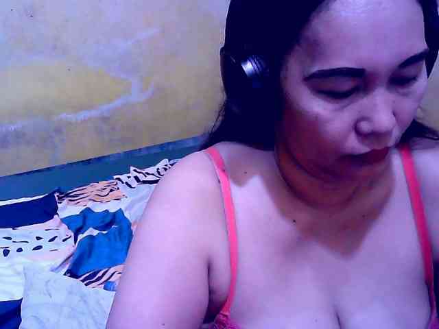 SweetMonlight webcam