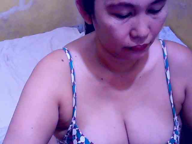 SweetMonlight webcam