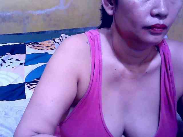 SweetMonlight webcam