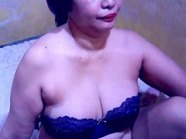 SweetMonlight webcam