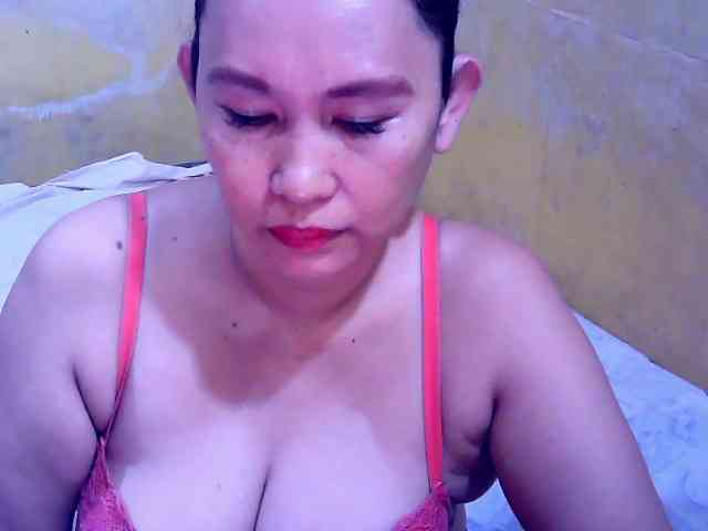 SweetMonlight webcam