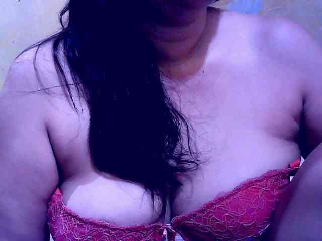 SweetMonlight webcam