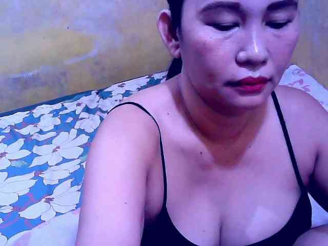 SweetMonlight webcam