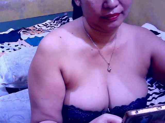 SweetMonlight webcam