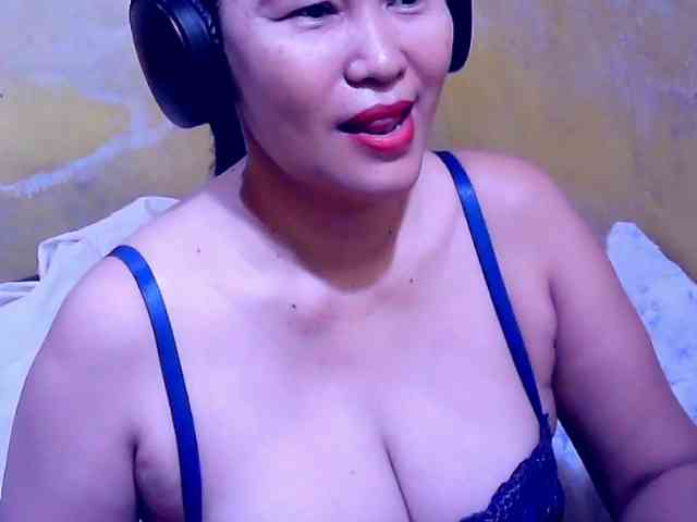 SweetMonlight webcam