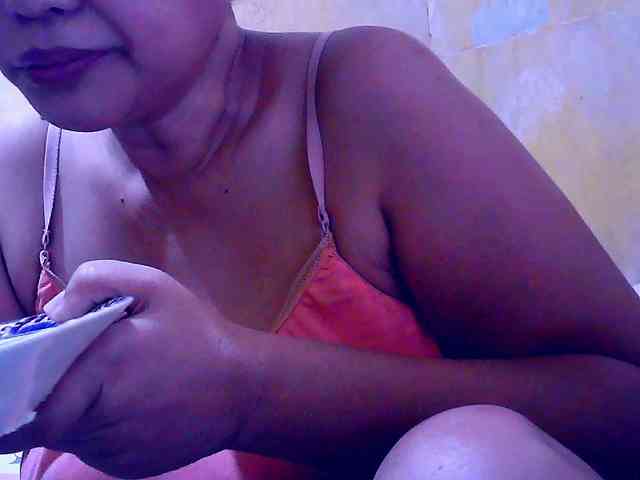 SweetMonlight webcam
