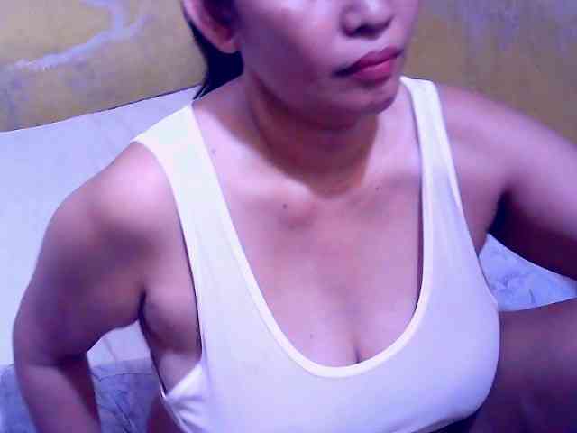 SweetMonlight webcam