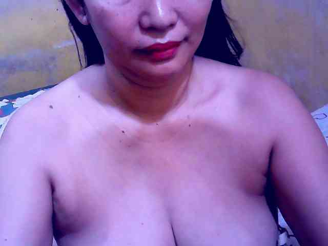 SweetMonlight webcam