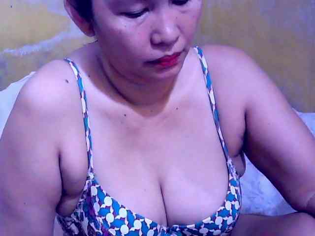 SweetMonlight webcam