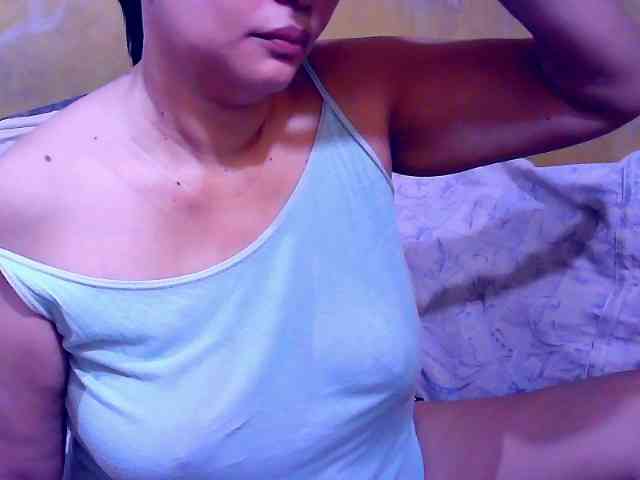 SweetMonlight webcam