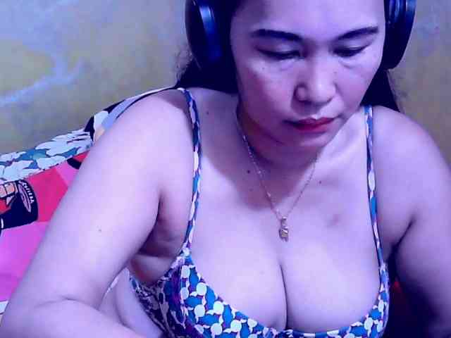 SweetMonlight webcam