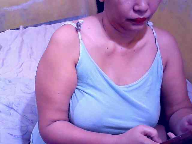 SweetMonlight webcam