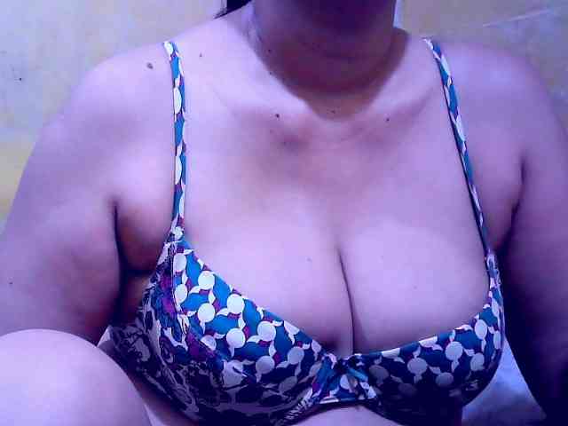 SweetMonlight webcam
