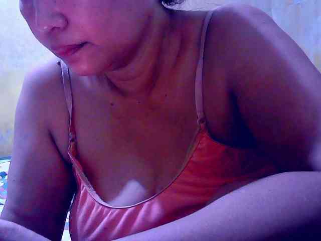 SweetMonlight webcam