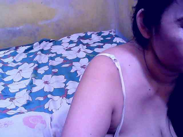 SweetMonlight webcam