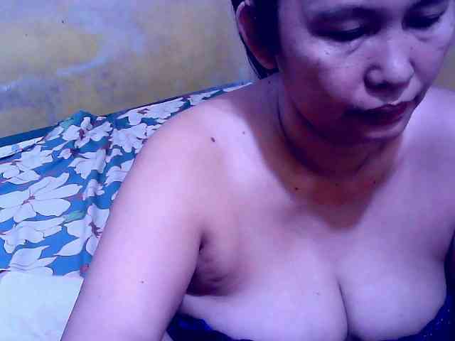 SweetMonlight webcam