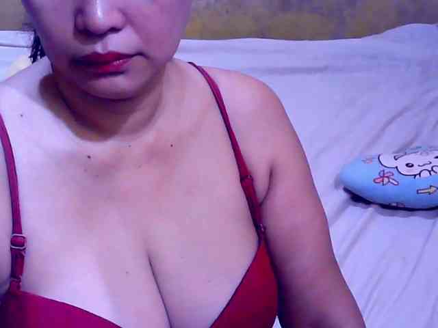 SweetMonlight webcam