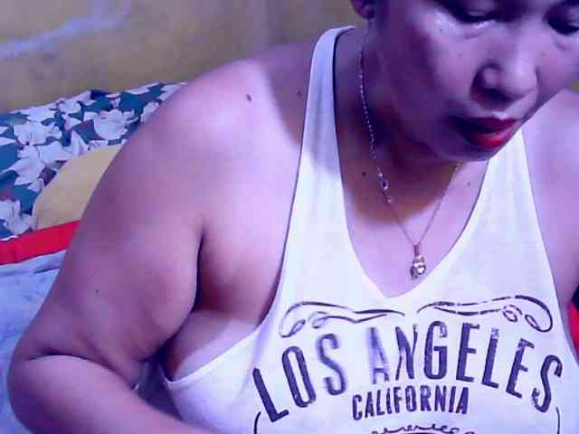 SweetMonlight webcam