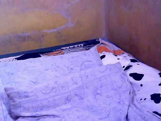 SweetMonlight webcam