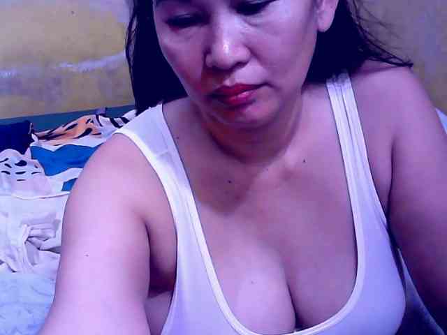 SweetMonlight webcam