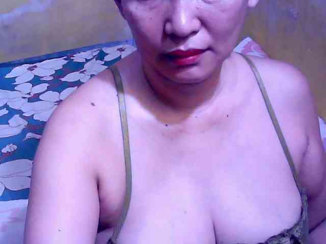 SweetMonlight webcam