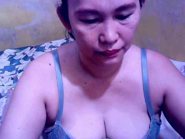 SweetMonlight webcam