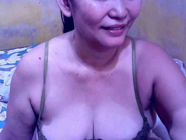 SweetMonlight webcam