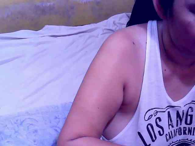 SweetMonlight webcam