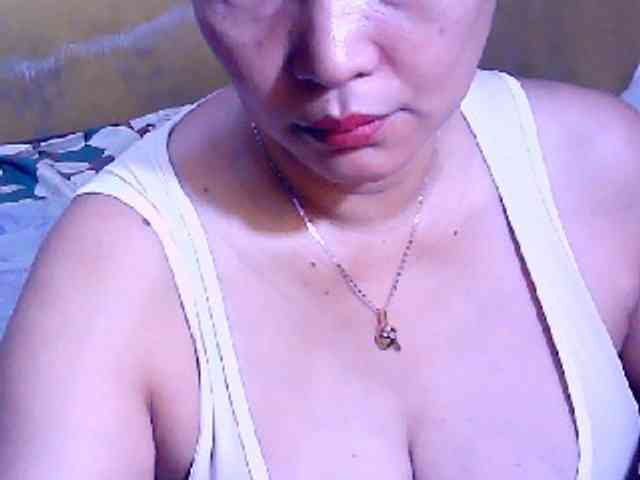 SweetMonlight webcam