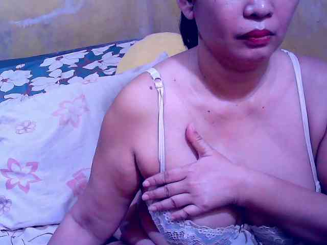 SweetMonlight webcam