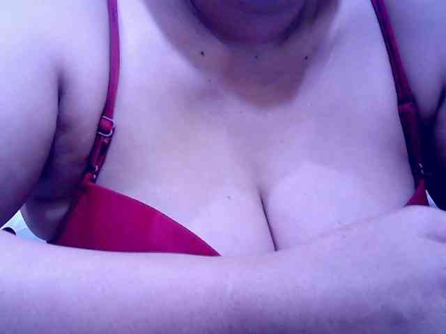 SweetMonlight webcam