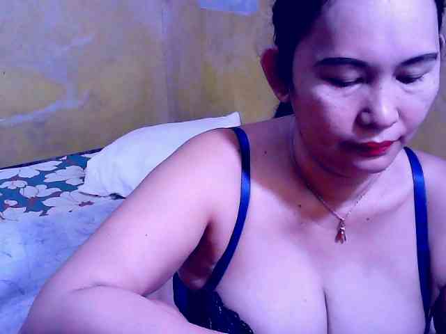 SweetMonlight webcam