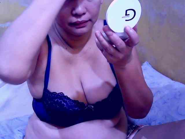 SweetMonlight webcam