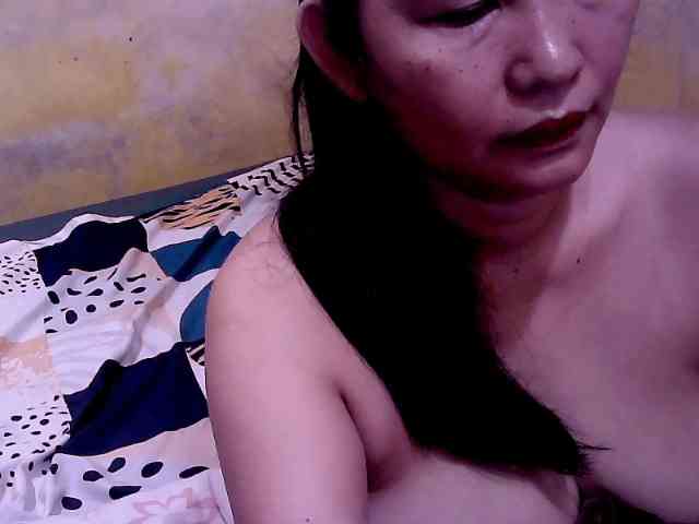 SweetMonlight webcam