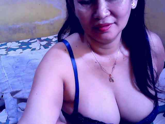 SweetMonlight webcam