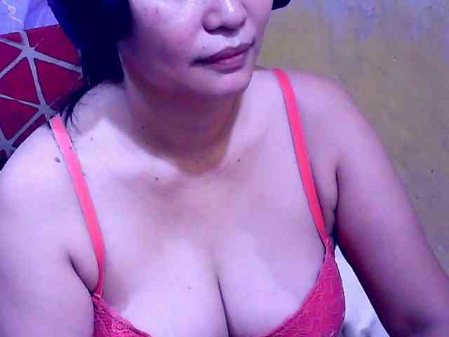 SweetMonlight webcam