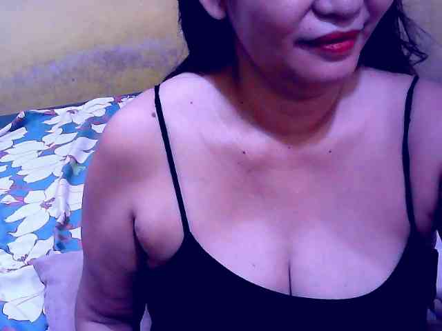 SweetMonlight webcam