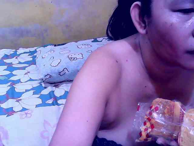 SweetMonlight webcam