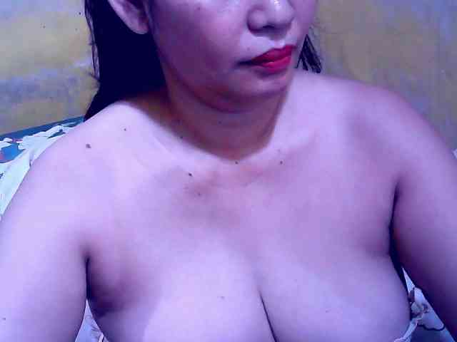 SweetMonlight webcam