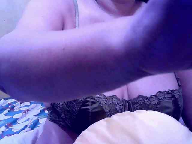 SweetMonlight webcam