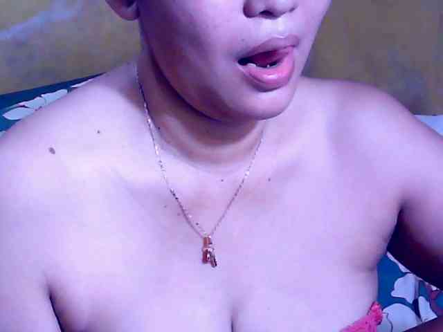 SweetMonlight webcam