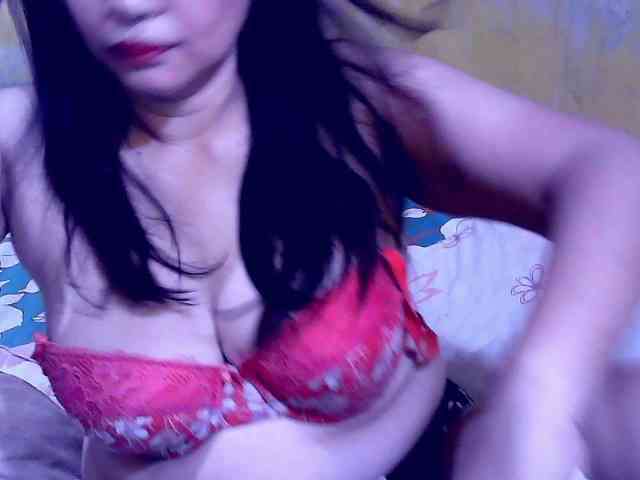 SweetMonlight webcam