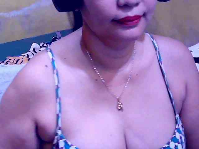 SweetMonlight webcam