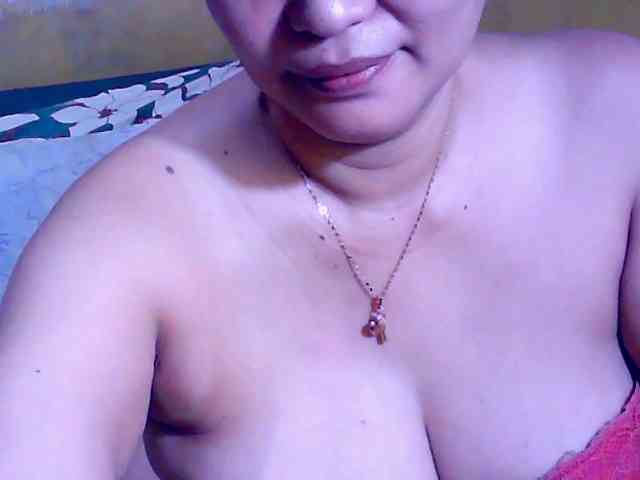 SweetMonlight webcam