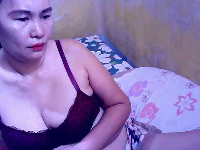 SweetMonlight webcam