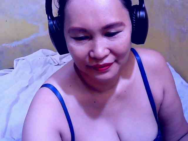SweetMonlight webcam