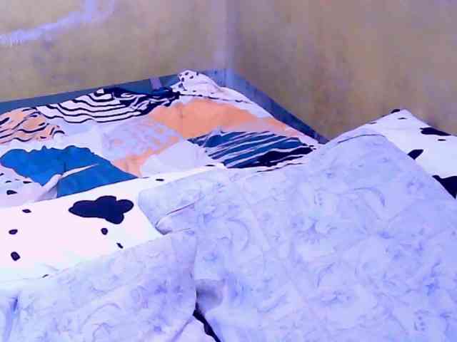 SweetMonlight webcam