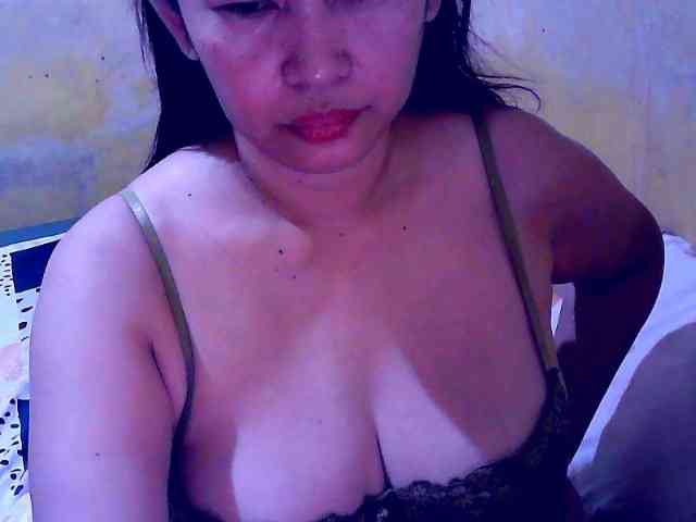 SweetMonlight webcam
