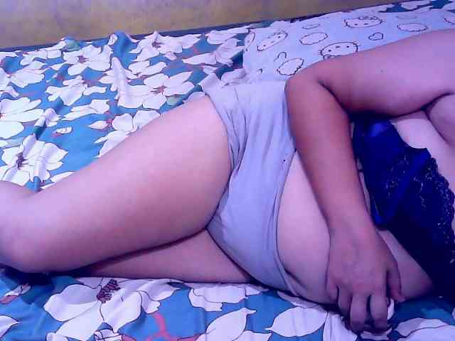 SweetMonlight webcam